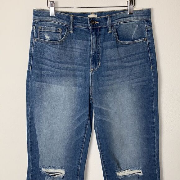 NWT Sneak Peek High Rise Straight Leg Distressed Knee Rips Raw Hem Jeans 11/30 - Picture 2 of 11